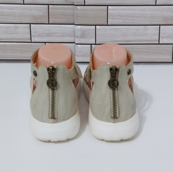 JBU Aruba Gladiator Tan Metallic Sandals Sz 7.5M - Picture 5 of 6